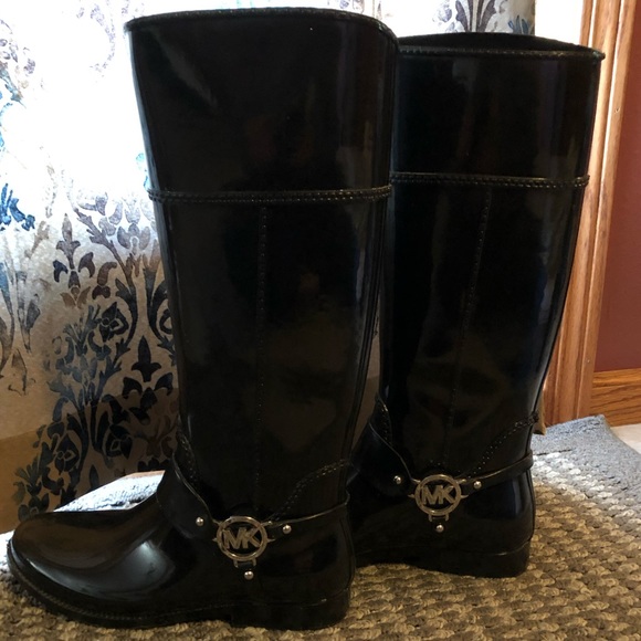 Michael Kors Rain Boots - Picture 6 of 6